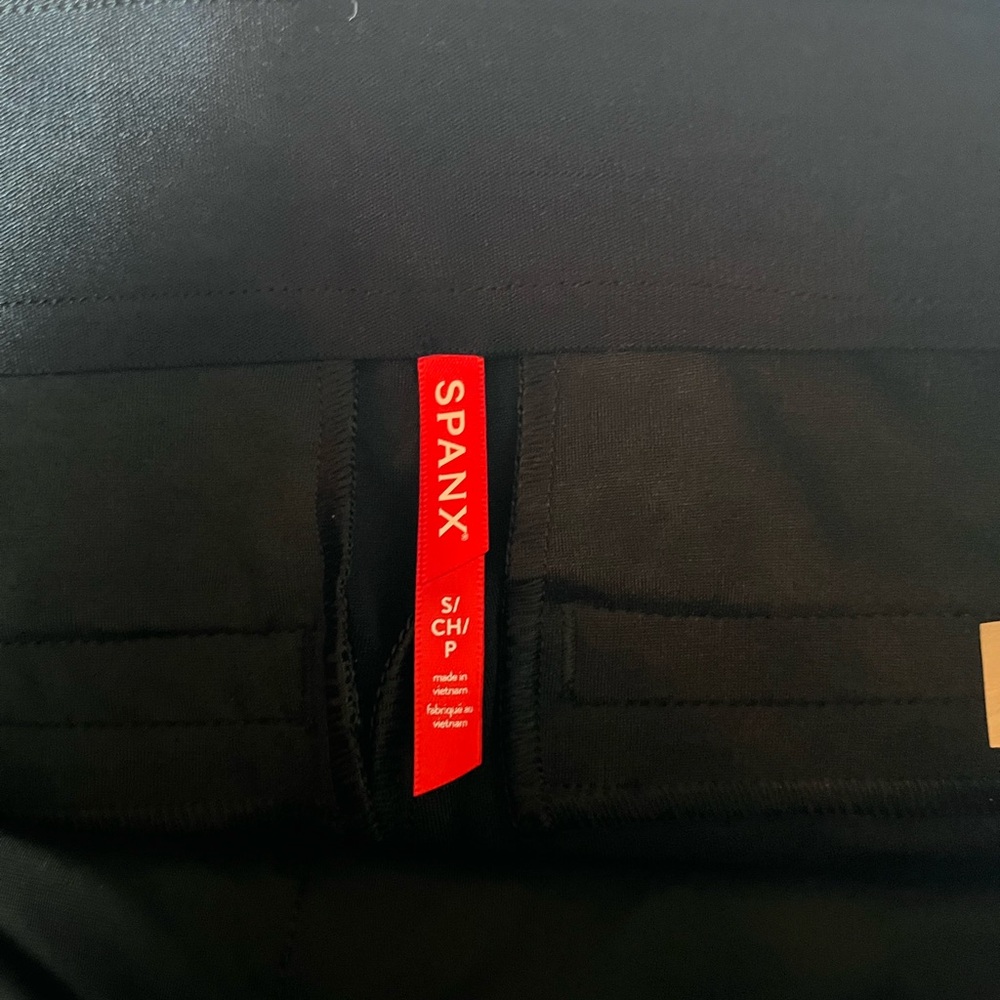 Spanx Black Faux Leather Pants - Picture 6 of 6